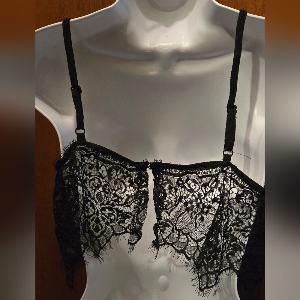 Free People Black & White Lace Bralette Duo SzM X2 - Picture 5 of 12